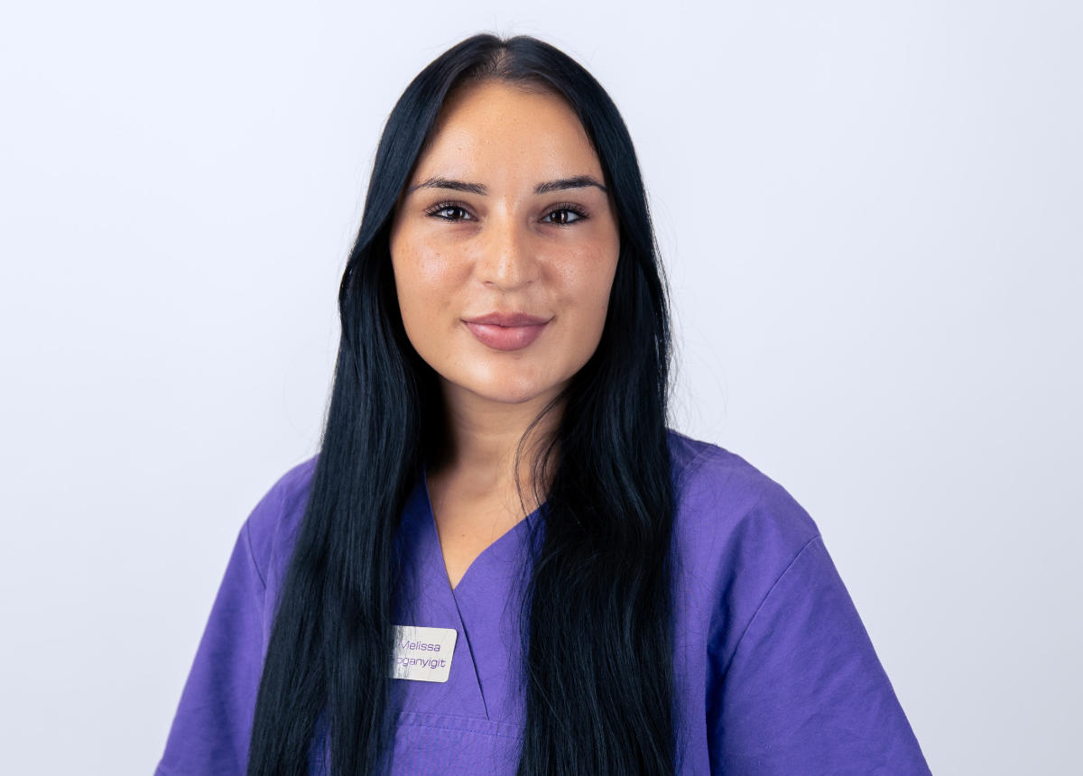 Frau Melissa Doganyigit