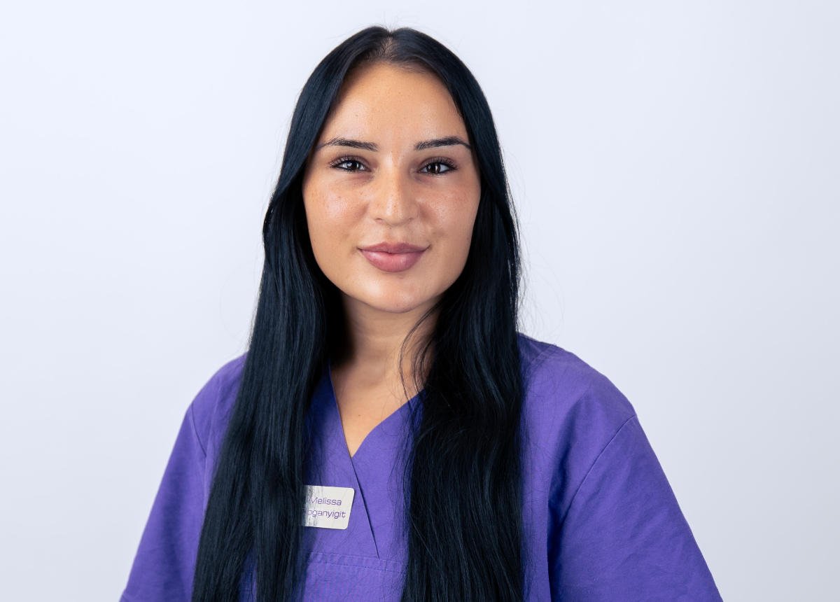 Frau Melissa Doganyigit